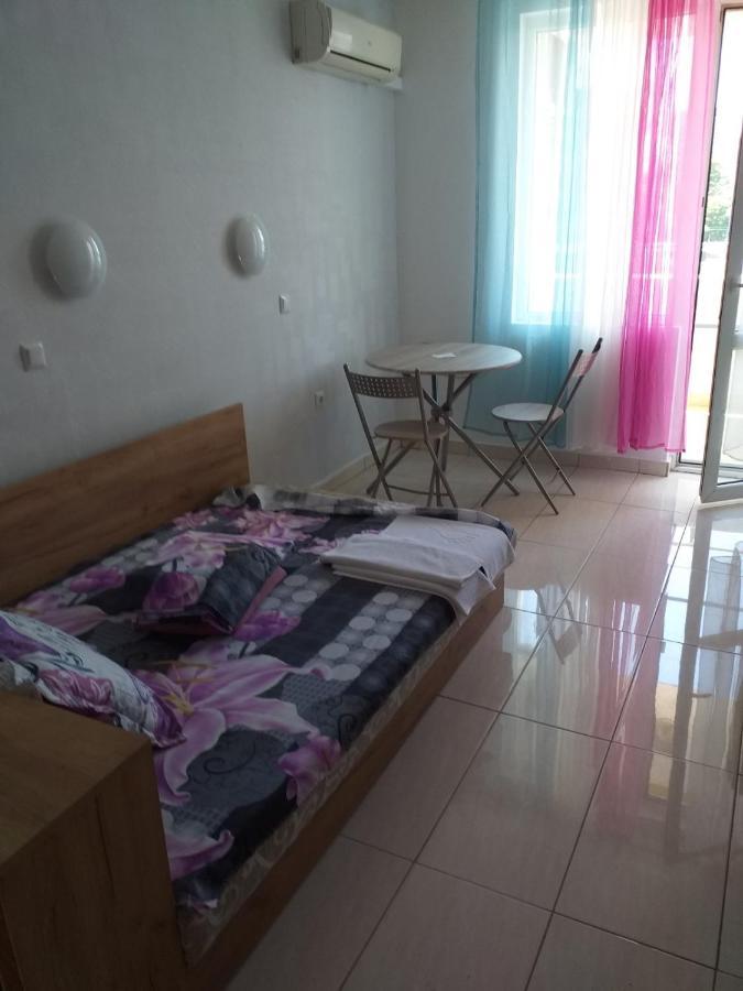 Apartamenti Ivaia Apartment Varna Ngoại thất bức ảnh